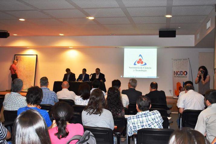 El objetivo fue reflexionar sobre los sistemas fluviales existentes en Santiago del Estero