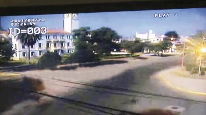 Se cumplen cinco antildeos de la caiacuteda del boacutelido que iluminoacute todo Santiago