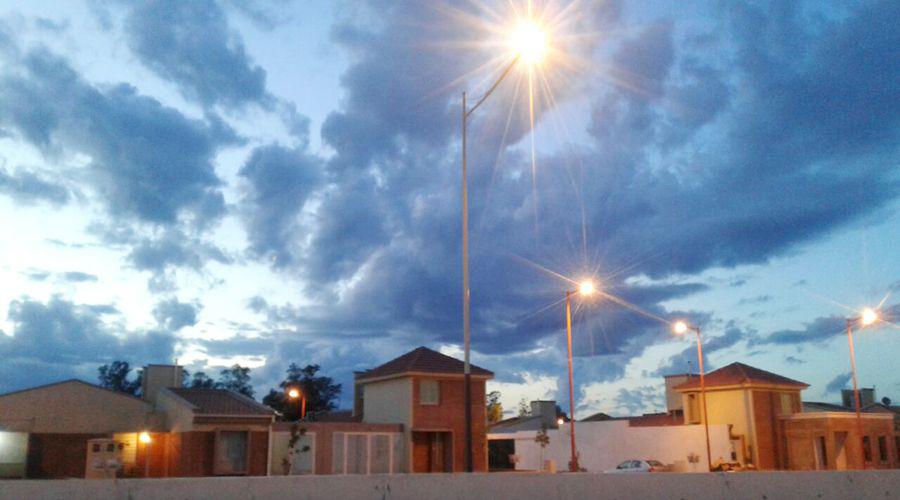 Santiago amanecioacute con cielo nublado y hay alerta por tormentas fuertes