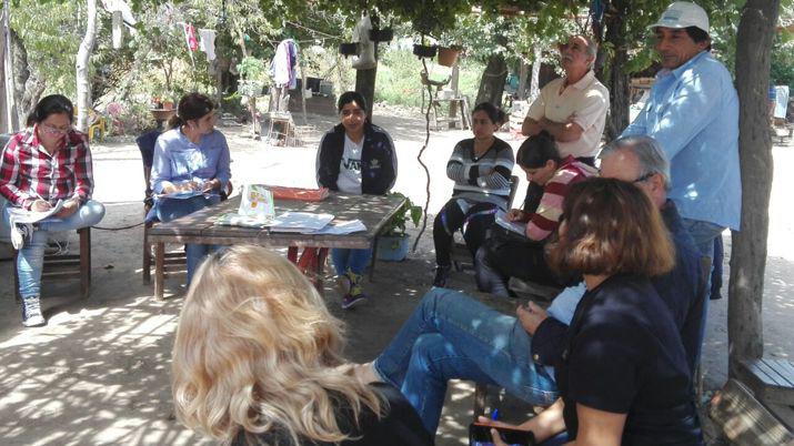 Visitan predios de productores para formular distintos proyectos productivos