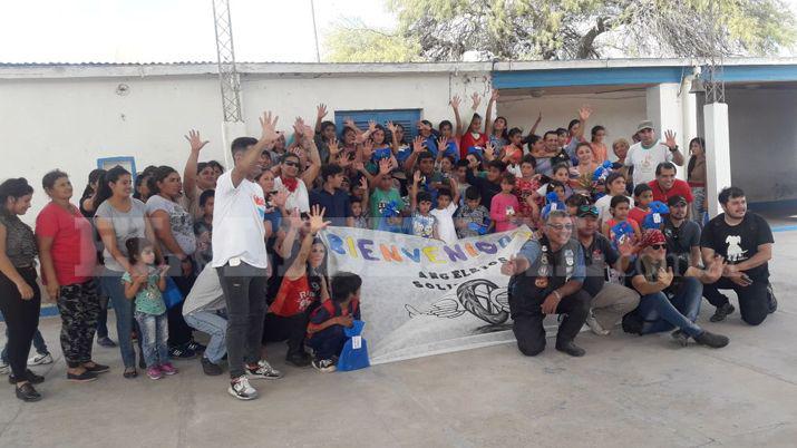 Moteros llevaron su mano solidaria a la comunidad Tonokoté de Loreto