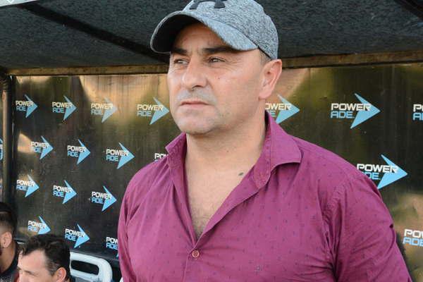 Seriacutea un error que Coleoni no estuviese