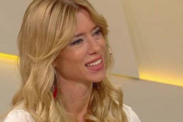 Nicole Neumann estaacute feliz por la firma del divorcio con el futbolista Poroto Cubero