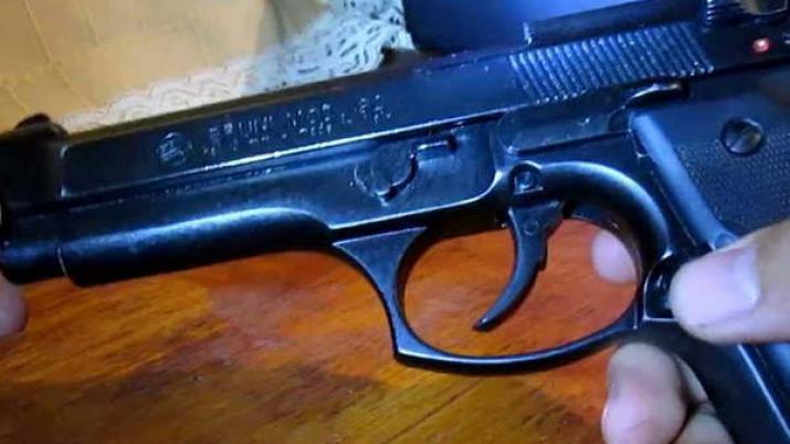 Le apuntaron con un arma a un vendedor para robarle 2500