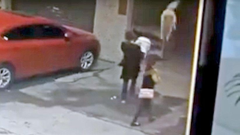 Impactante- Un perro caiacutedo del cielo deja inconsciente a una mujer