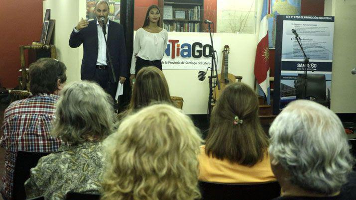 Celebracioacuten de la Autonomiacutea y del Diacutea del Quichua en la Casa de Santiago