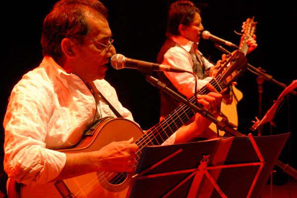 Cuti y Roberto Carabajal seraacuten distinguidos como Mensajeros de Paz 