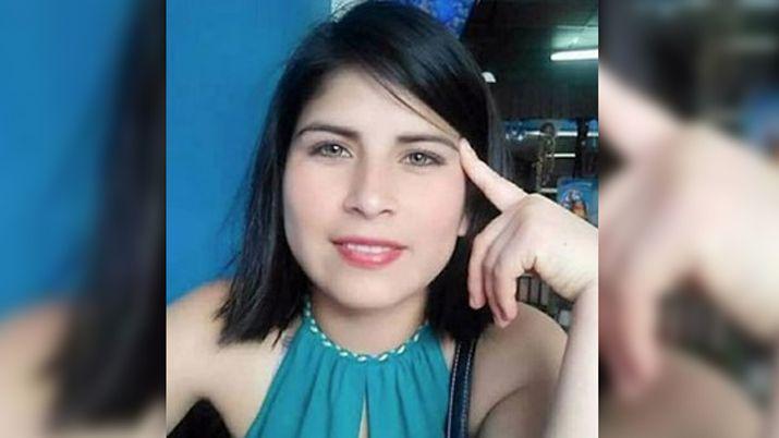 Le prendioacute fuego a una mujer mientras viajaba en colectivo