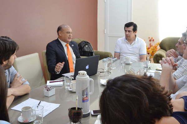 Internacionalizan la educacioacuten superior en Humanidades