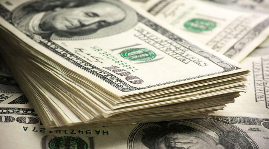 Tras ventas récord del Central el dólar opera estable a  2055