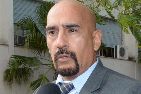 Custodiado Javier despidioacute a su hermano