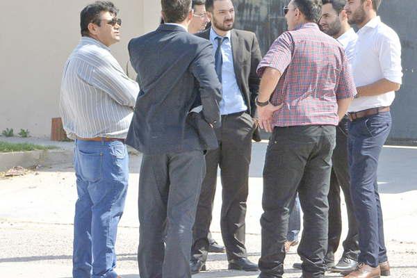 Procedimientos en aguantaderos bandentildeos