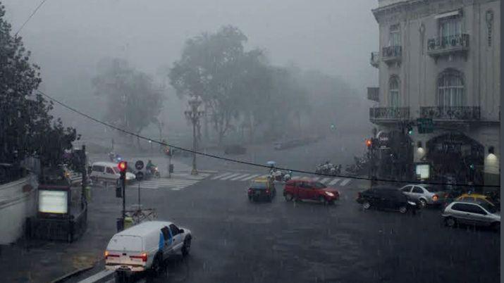 La Plata y el conurbano bonaerense fueron azotados por un temporal