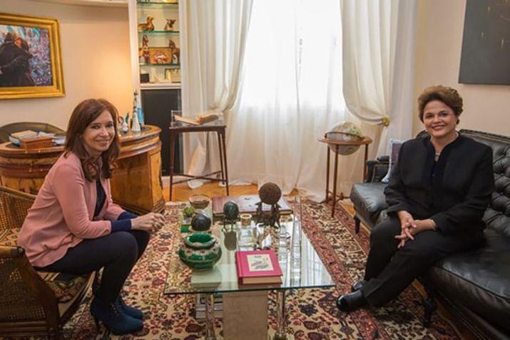Las ex mandatarias dialogaron sobre la situación social y económico de la Argentina y Brasil