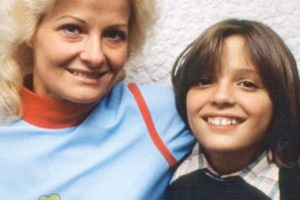 Netflix reavivoacute el misterio de la desaparicioacuten de la mamaacute de Luis Miguel  