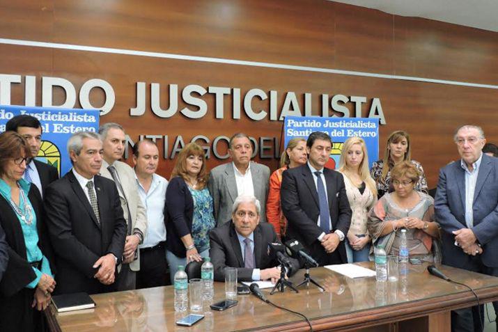 La apertura de la escuela fue anunciada por el presidente del distrito Santiago del Estero José Emilio Neder