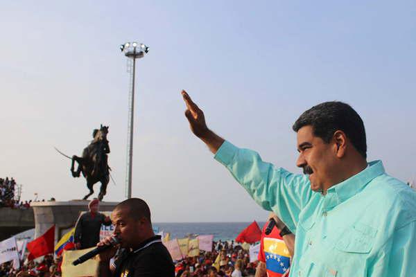 Advierten que Maduro quiere eliminar el voto universal