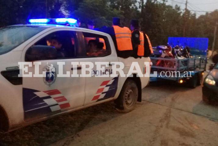 Los vehículos de los infractores fueron retenidos por el personal policial de Seguridad Vial