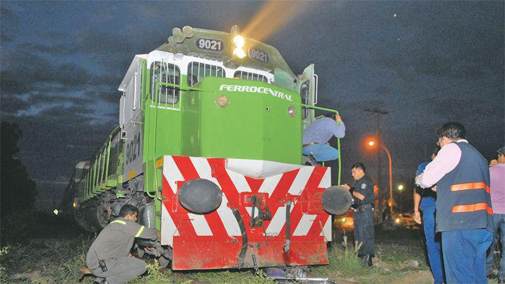Descarrilaron cuatro vagones de un tren sojero que viajaba desde La Banda a Rosario