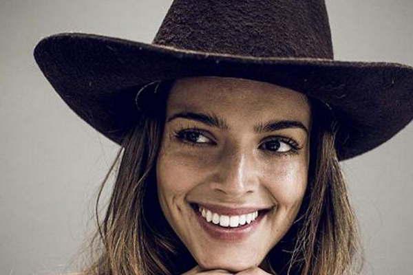 Calu Rivero ya sabe quieacutenes estaraacuten en su nueva novela 