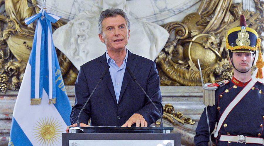 Mauricio Macri- Se iniciaron conversaciones con el FMI