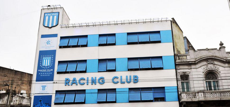 Racing Club- allanan la sede por supuesto uso de facturas truchas