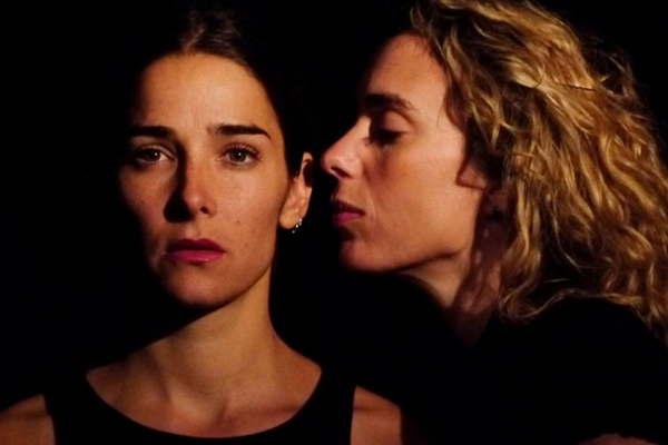 Juana Viale- Cada funcioacuten implica una primera vez  