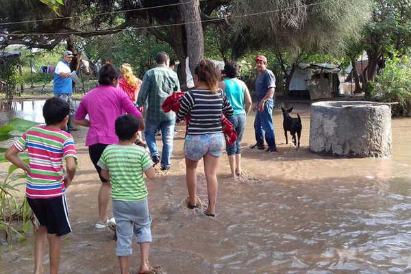 Puentes Solidarios recolectoacute ayuda para familias de Tintina