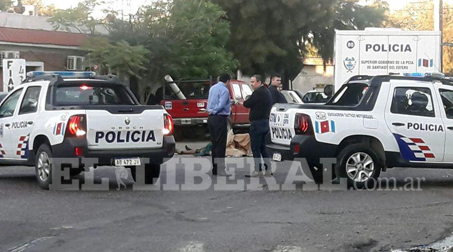 Horror- un joven se tiroacute debajo de un colectivo y murioacute en el acto