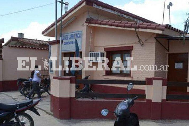 Tras el ataque de los familiares de la joven el agredido se presentó en la Comisaría Quinta en busca de auxilio