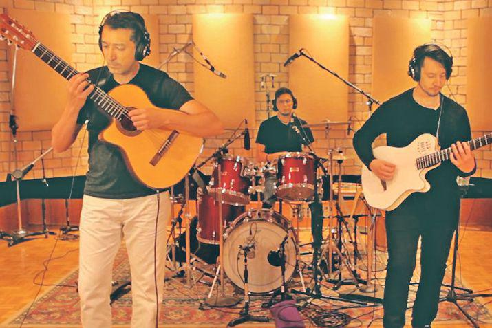 ldquoFortuna fama y poderrdquo versioacuten rock y folclore deslumbra en EEUU