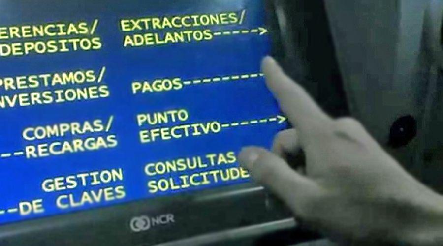 El 30 pagan el sueldo  de la administracioacuten puacuteblica y las comunas  de Capital y La Banda