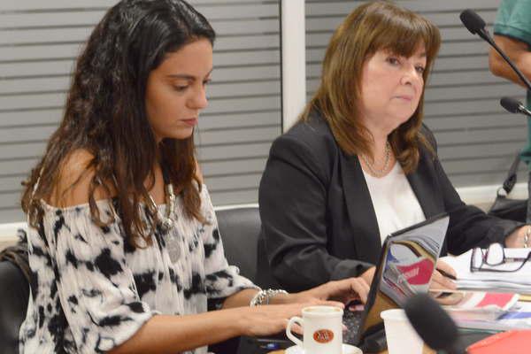 Crimen de Mariacutea Corvalaacuten- 25 antildeos de prisioacuten a  Coronel Quisbert por homicidio simple y aborto 