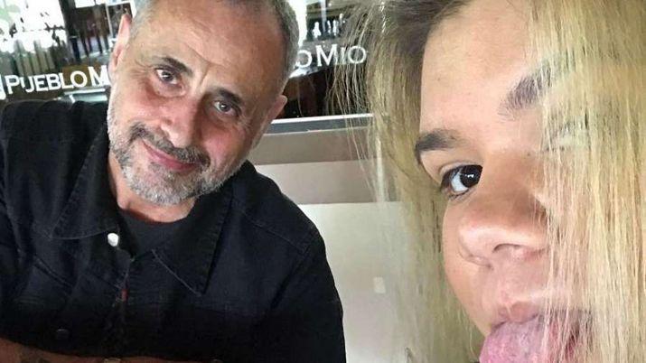 Fuertes mensajes de Morena contra su padre Jorge Rial