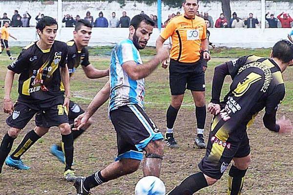 Independiente y Sportivo paralizan la ciudad de Fernaacutende