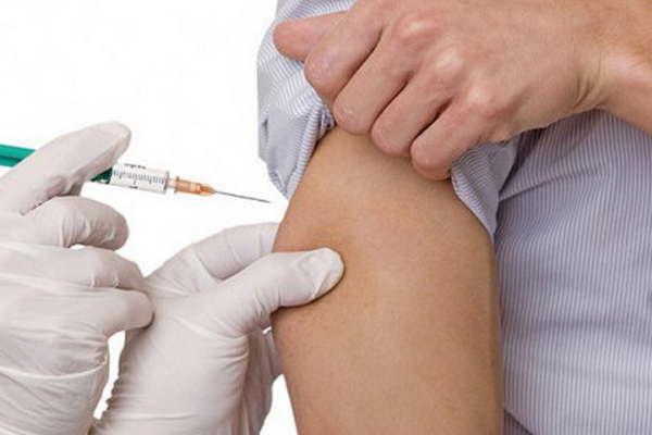 Instan a la comunidad a vacunarse contra la gripe