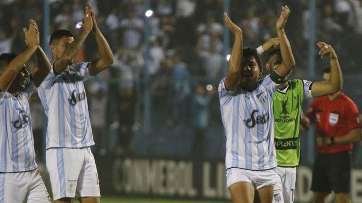 El Decano empatoacute y pasoacute a octavos por primera vez en su historia