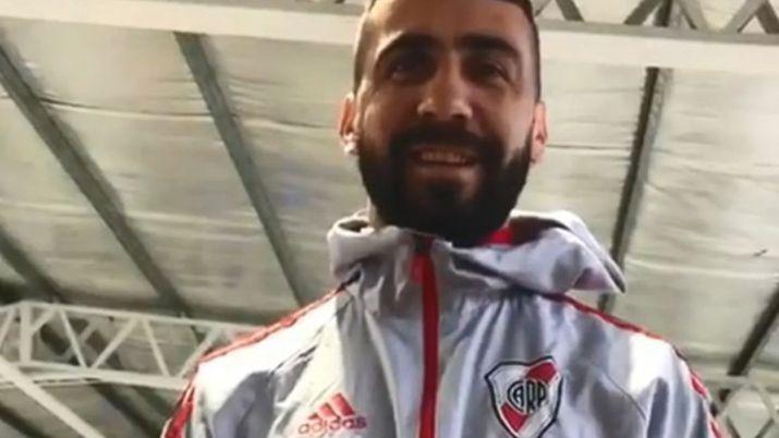 VIDEO  Pratto y un tierno gesto con un nintildeo santiaguentildeo