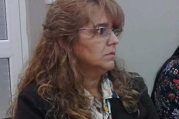 Sorprendioacute a su ex la golpeoacute  y le prometioacute que la matariacutea