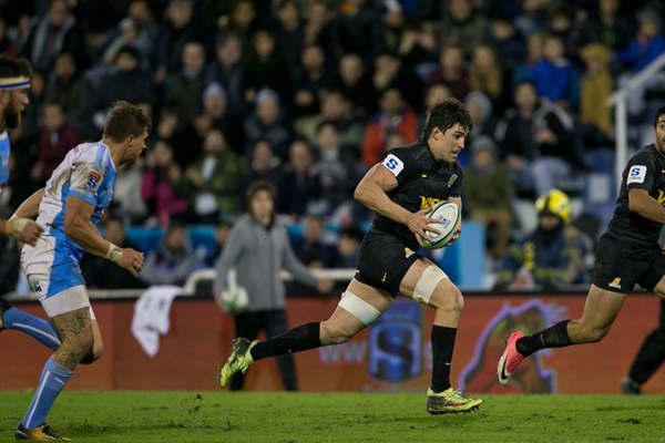 Los Jaguares brillaron y vapulearon a los Bulls