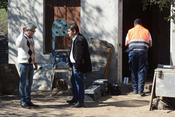 Para robarle un ternero y veinte cerdos asesinaron a golpes a un pensionado de 72 antildeos en El Polear