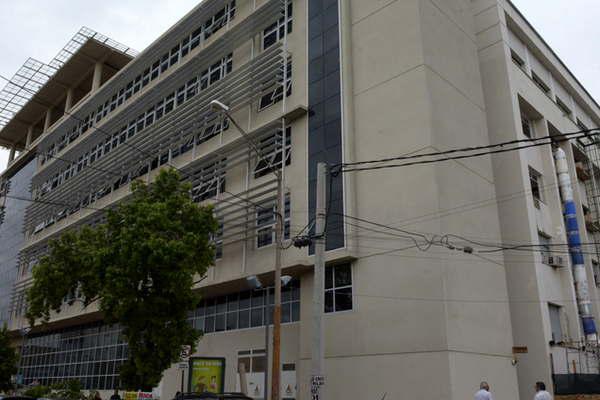 Allanan la casa de la empleada que roboacute joyas valuadas en 1 milloacuten y presentoacute eximicioacuten de prisioacuten