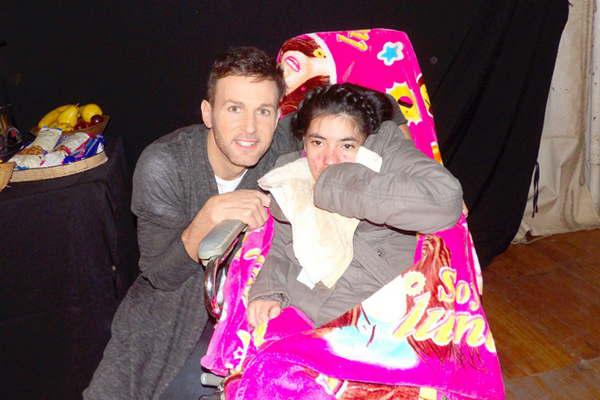 El gran gesto de Axel que conmovioacute a la familia Salas de Las Termas 