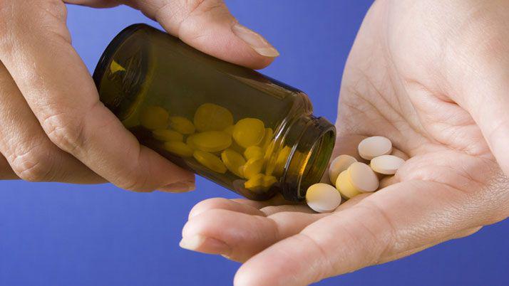 Una joven intentoacute suicidarse tomando pastilla en el Bdeg Los Flores