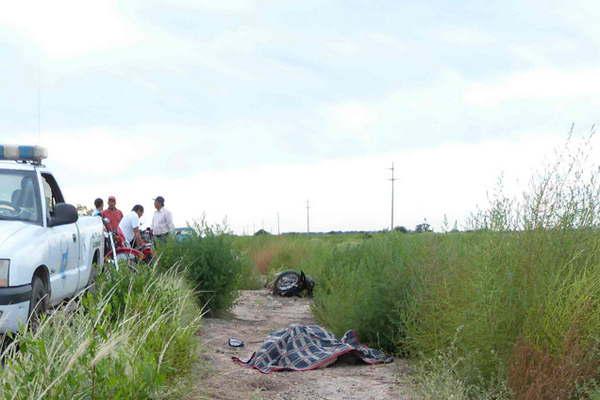 Motociclista se estrelloacute contra un quebracho colorado y murioacute