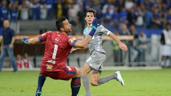 Racing perdioacute con el Cruzeiro y quedoacute segundo en su grupo