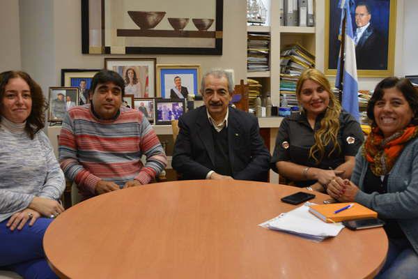 Anuncian jornada nacional sobre poliacutetica educacioacuten e historicidad en San Andreacutes