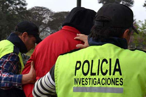Cae banda tras allanamientos en Santiago Tucumaacuten y Buenos Aires