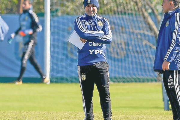 El dibujo taacutectico de Sampaoli bajo la lupa de los entrenadores locales