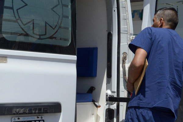 Herida por el estallido de neumaacutetico de motocarro